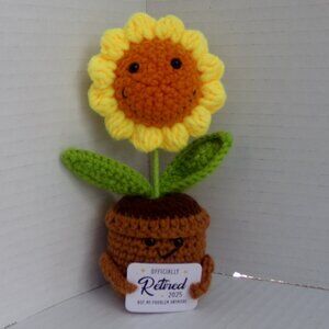 Retired Sunflower Crochet Decor